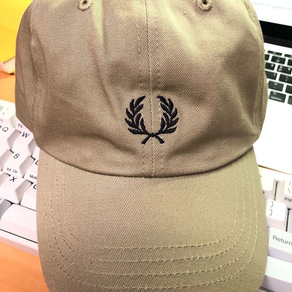 Fred perry hat gold tan NWOT